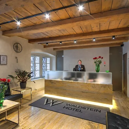 מלון Waldstein 4*