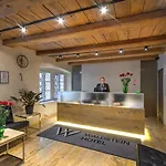 Hotell Waldstein 4*