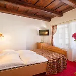 Waldstein Hotell 4*