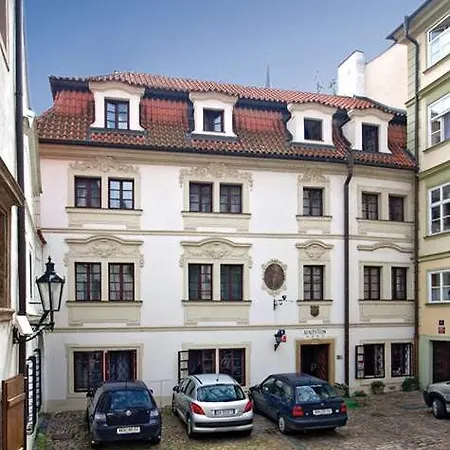 Waldstein Hotel 4*