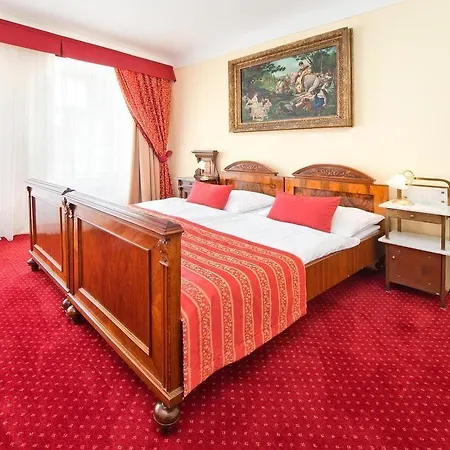 Hotel Waldstein 4*