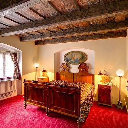Hotel Waldstein 4*