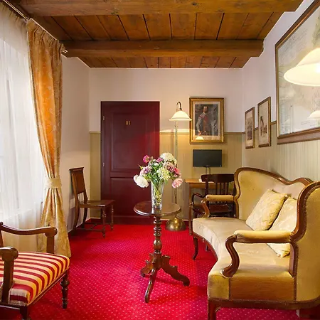 Waldstein 4* Prague
