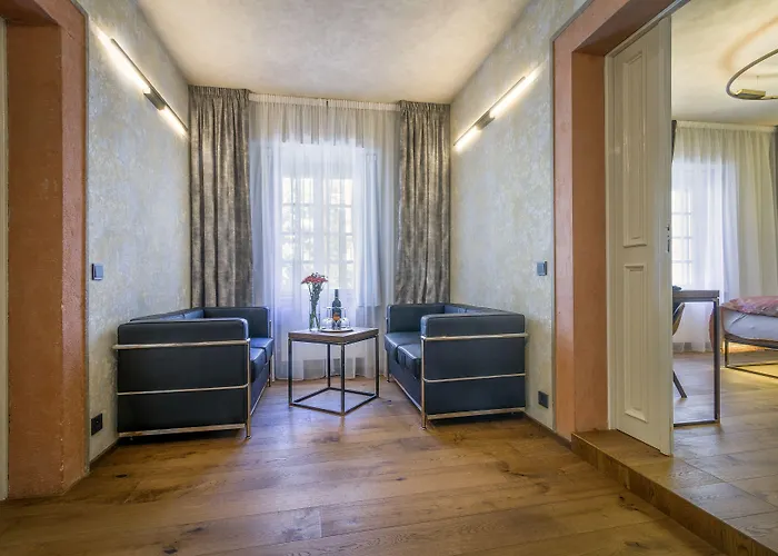 Waldstein Hotel
