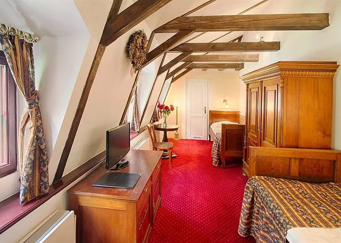 Waldstein Отель Прага