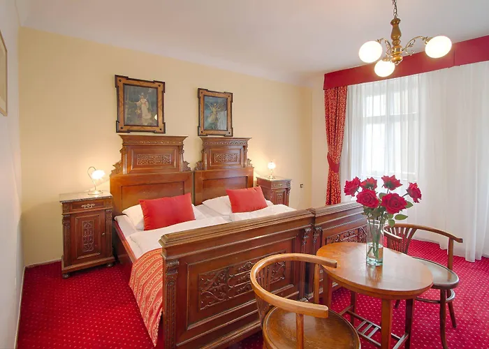 Waldstein Отель Прага