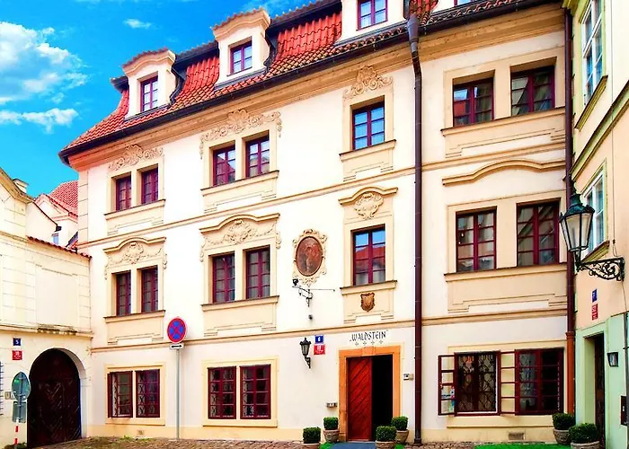 Waldstein Отель